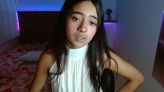 Snapshot of sofiacumgil chatting on 14, 7, 2026 sofiacumgil online show from 14, 7, 2026