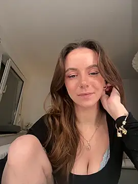 Cherry-Bean online show from 2, 6, 2026