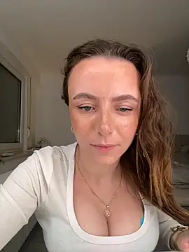 Cherry-Bean online show from 4, 6, 2026
