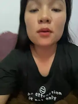 Snapshot of Luna-mi chatting on 27, 5, 2026 Luna-mi online show from 27, 5, 2026