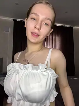 Snapshot of Bamby_bump chatting on 3, 6, 2026 Bamby bump online show from 3, 6, 2026