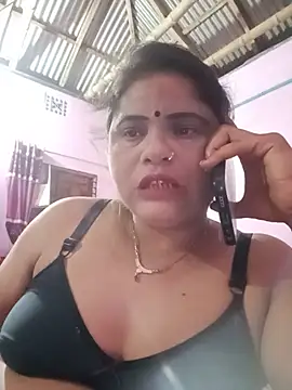 Snapshot of Maya_Vabi chatting on 8, 7, 2026 Maya Vabi online show from 8, 7, 2026