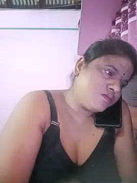 Snapshot of Maya_Vabi chatting on 7, 6, 2026 Maya Vabi online show from 7, 6, 2026