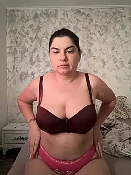 evaxxxcurvyxxx online show from 10, 7, 2026
