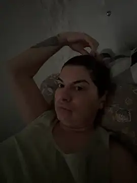 evaxxxcurvyxxx online show from 9, 6, 2026