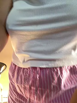 evaxxxcurvyxxx online show from 6, 7, 2026