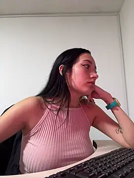 Snapshot of alessandra_bianchi chatting on 27, 5, 2026 alessandra bianchi online show from 27, 5, 2026