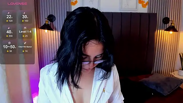 Snapshot of Ivy_gloom chatting on 2, 7, 2026 Ivy gloom online show from 2, 7, 2026