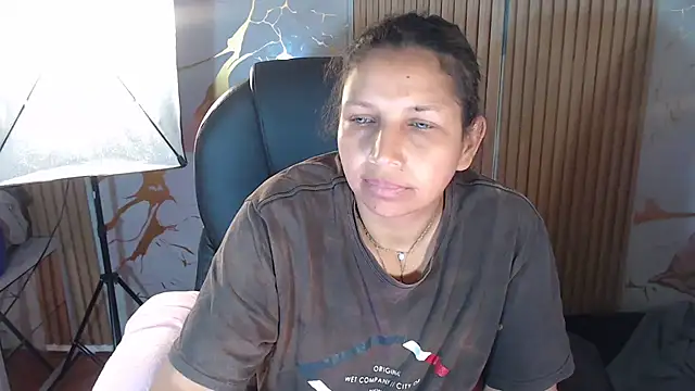 Snapshot of Danna_Sg chatting on 15, 7, 2026 Danna Sg online show from 15, 7, 2026