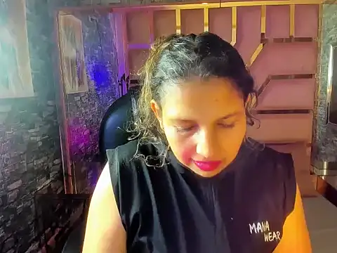 Danna Sg online show from 3, 6, 2026
