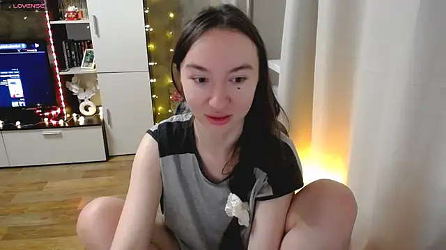 Maryana Ro online show from 15, 3, 2026