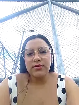Sexy nayra outdoors  online show from 1, 6, 2026