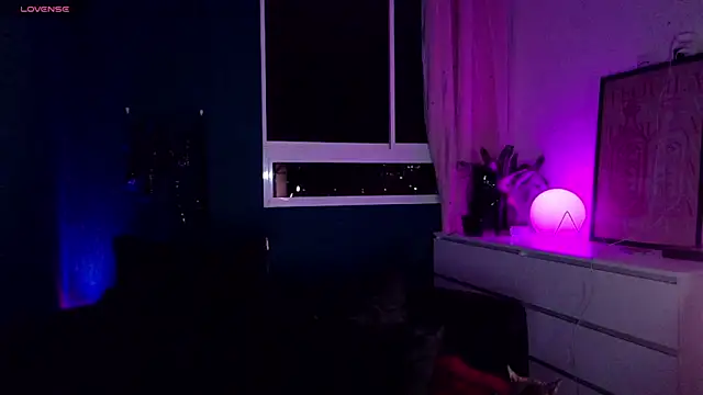 Skadii  online show from 19, 6, 2026