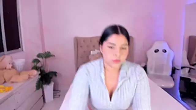 Snapshot of EmilySanchezz chatting on 11, 7, 2026 EmilySanchezz online show from 11, 7, 2026