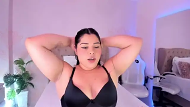 Snapshot of EmilySanchezz chatting on 9, 7, 2026 EmilySanchezz online show from 9, 7, 2026