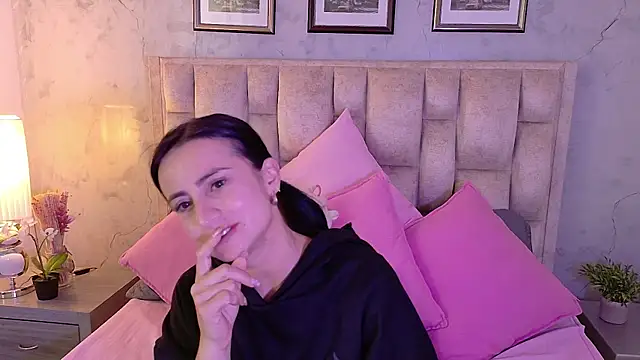 Snapshot of Megan_fenix chatting on 27, 5, 2026 Megan fenix online show from 27, 5, 2026