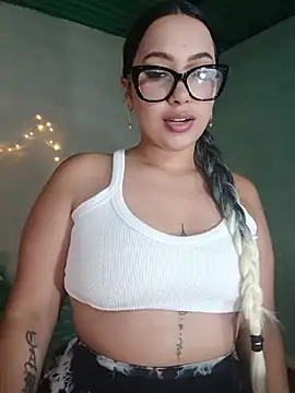 Snapshot of shantall_cute chatting on 16, 7, 2026 shantall cute online show from 16, 7, 2026