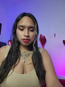 Snapshot of Evangeline_Salas chatting on 11, 7, 2026 Evangeline Salas online show from 11, 7, 2026