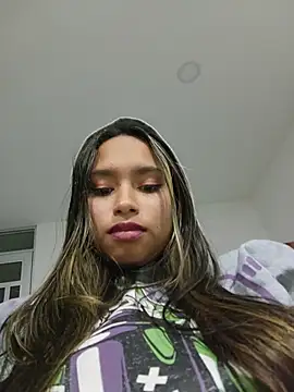 Snapshot of Evangeline_Salas chatting on 10, 7, 2026 Evangeline Salas online show from 10, 7, 2026