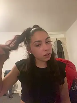 Snapshot of naomiiii55 chatting on 5, 6, 2026 naomiiii55 online show from 5, 6, 2026