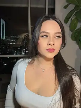 Snapshot of SarahRiveros chatting on 25, 6, 2026 SarahRiveros online show from 25, 6, 2026