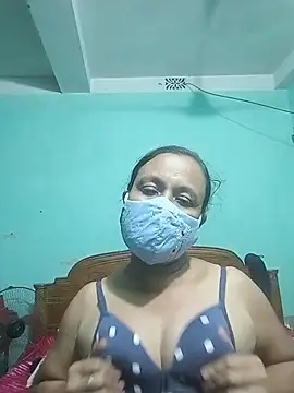 Snapshot of MoonLusty chatting on 2, 7, 2026 MoonLusty online show from 2, 7, 2026
