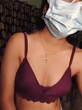 Snapshot of love_kaur chatting on 8, 6, 2026 love kaur online show from 8, 6, 2026