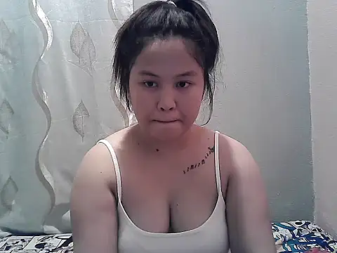 Snapshot of ThePrettySecret chatting on 14, 6, 2026 ThePrettySecret online show from 14, 6, 2026