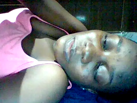 Snapshot of zainaxxxxx chatting on 31, 5, 2026 zainaxxxxx online show from 31, 5, 2026