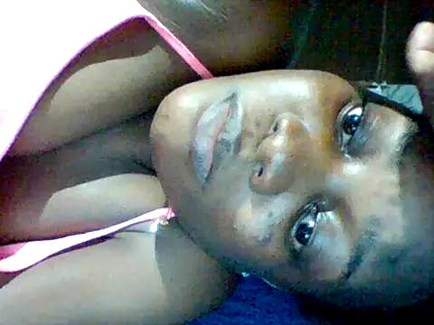 Snapshot of zainaxxxxx chatting on 14, 6, 2026 zainaxxxxx online show from 14, 6, 2026