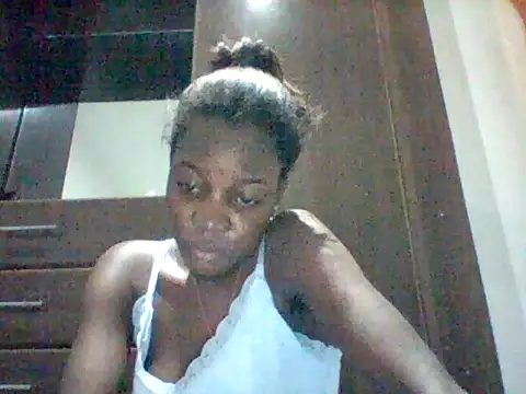 Snapshot of zainaxxxxx chatting on 28, 5, 2026 zainaxxxxx online show from 28, 5, 2026