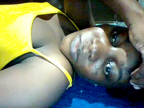 Snapshot of zainaxxxxx chatting on 19, 6, 2026 zainaxxxxx online show from 19, 6, 2026