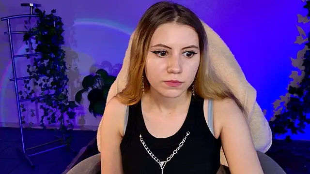 Snapshot of LilitEverly chatting on 27, 5, 2026 LilitEverly online show from 27, 5, 2026