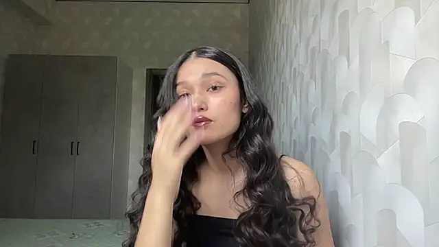 Snapshot of LisetteParajon chatting on 17, 6, 2026 LisetteParajon online show from 17, 6, 2026