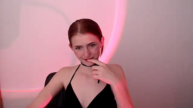 Snapshot of ViolaHot_ chatting on 29, 5, 2026 ViolaHot online show from 29, 5, 2026