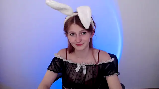 Snapshot of ViolaHot_ chatting on 2, 6, 2026 ViolaHot online show from 2, 6, 2026