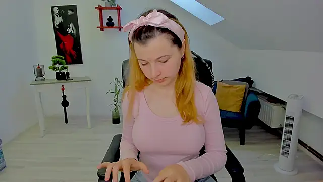 CamelliaStone online show from 5, 6, 2026