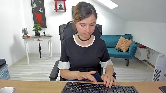 CamelliaStone online show from 17, 7, 2026