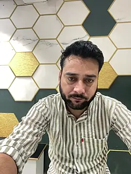 Snapshot of VBRAWN01 chatting on 2, 7, 2026 VBRAWN01 online show from 2, 7, 2026