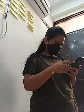 Snapshot of Riya_hot8 chatting on 17, 7, 2026 Riya hot8 online show from 17, 7, 2026