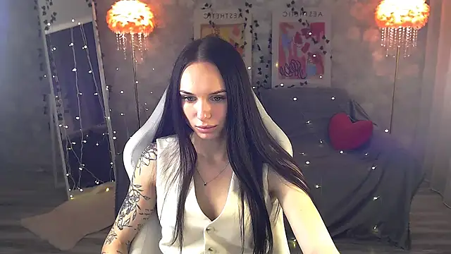Snapshot of NicoleMerz chatting on 12, 6, 2026 NicoleMerz online show from 12, 6, 2026