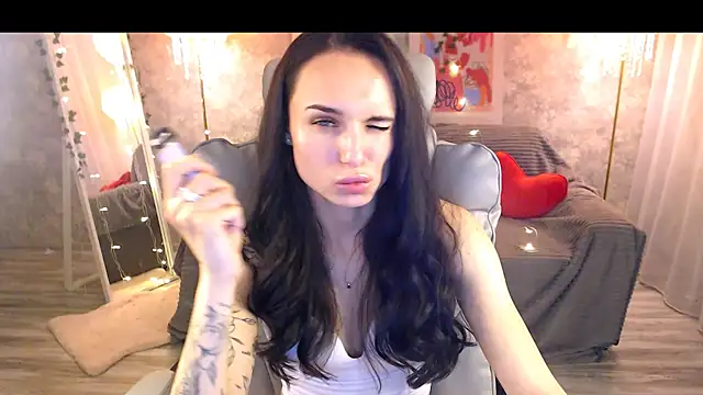 Snapshot of NicoleMerz chatting on 25, 6, 2026 NicoleMerz online show from 25, 6, 2026