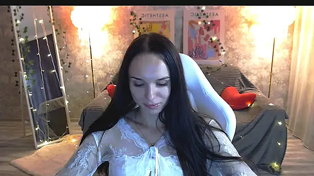 Snapshot of NicoleMerz chatting on 13, 6, 2026 NicoleMerz online show from 13, 6, 2026