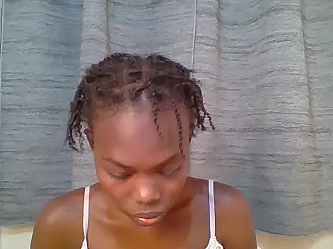 Snapshot of Sweet_quincy chatting on 14, 6, 2026 Sweet quincy online show from 14, 6, 2026