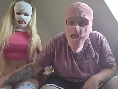 TheRealMaskedCouple online show from 4, 7, 2026
