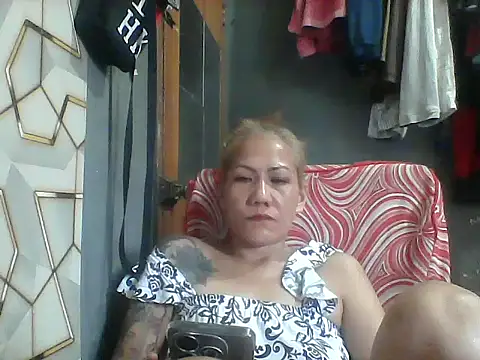 Snapshot of pinayheartaker chatting on 9, 7, 2026 pinayheartaker online show from 9, 7, 2026