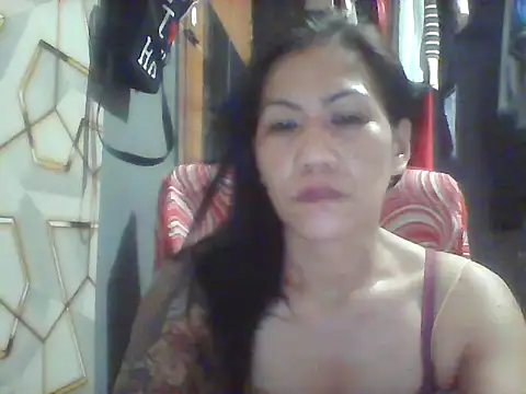Snapshot of pinayheartaker chatting on 2, 6, 2026 pinayheartaker online show from 2, 6, 2026
