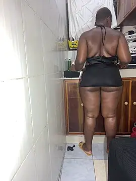 Snapshot of curvy_queen89 chatting on 8, 7, 2026 curvy queen89 online show from 8, 7, 2026
