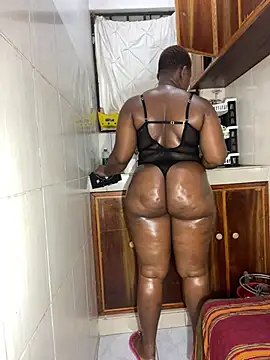 Snapshot of curvy_queen89 chatting on 9, 7, 2026 curvy queen89 online show from 9, 7, 2026