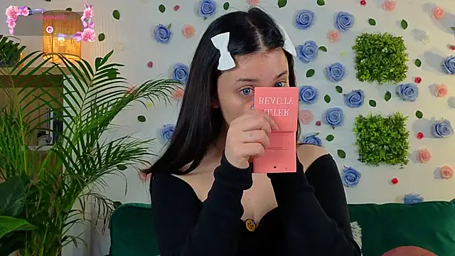 Snapshot of justmeavery chatting on 15, 6, 2026 justmeavery online show from 15, 6, 2026